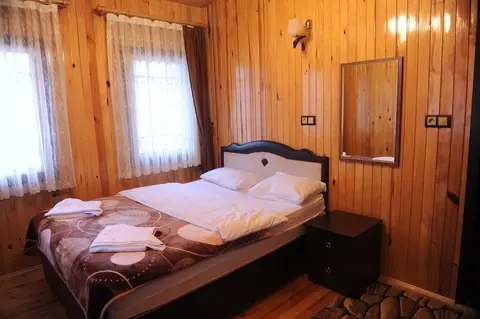 Meric Hotel