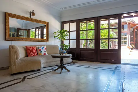 Aspen Hotel - Special Class