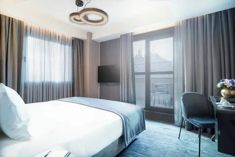 Arts Hotel Taksim