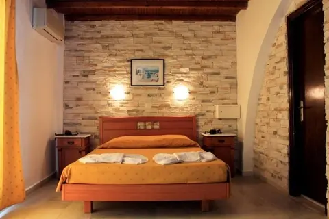 Naxos Holidays