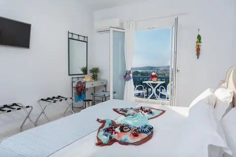 Pyrgaki Hotel