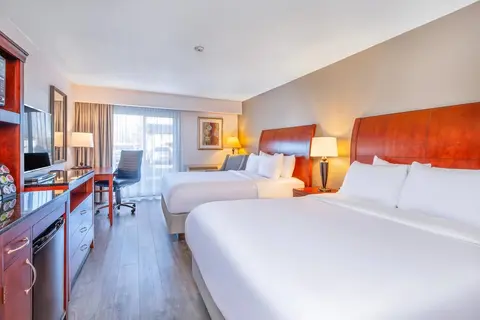 Comfort Inn & Suites Thousand Islands Harbour District