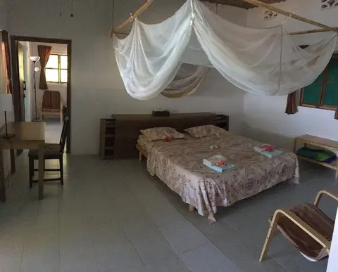 Moheli Laka Lodge
