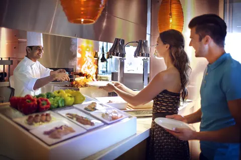Yas Plaza Marina, Breakfast area