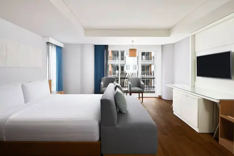 Fairfield by Marriott Bali Kuta Sunset Road