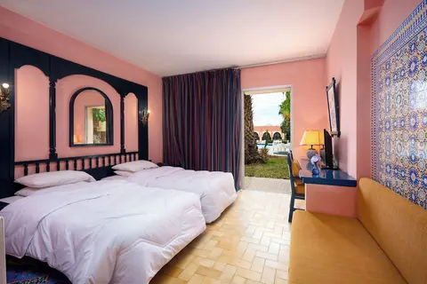 Hotel Karam Palace, Room