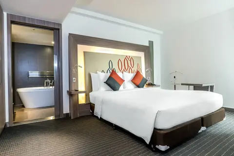 Hilton Garden Inn Bangkok Silom