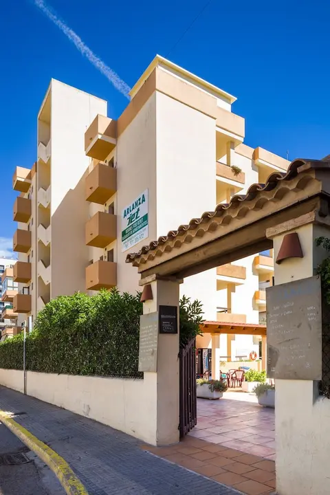 Apartamentos Arlanza - Adults Only