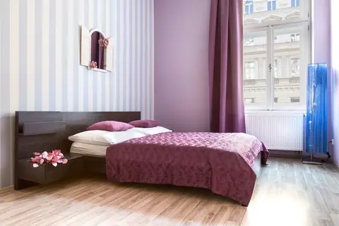 Royal Court Apartments