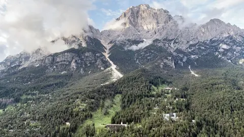 Hotel Boite, Exterior