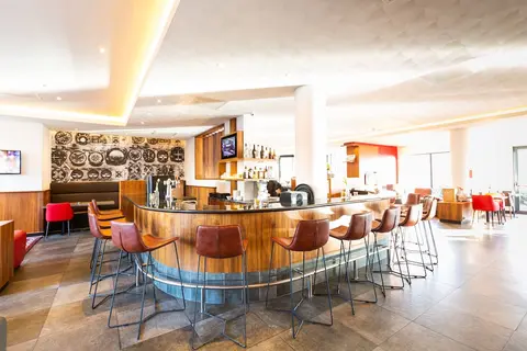Bastion Hotel Amsterdam Airport, Bar (on property)