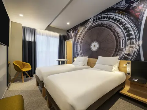Novotel Belleville Paris 20