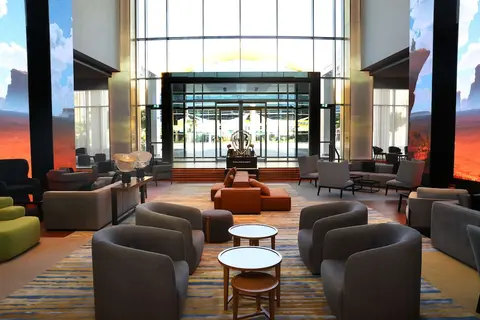 The WB Abu Dhabi, Curio Collection by Hilton, Lobby