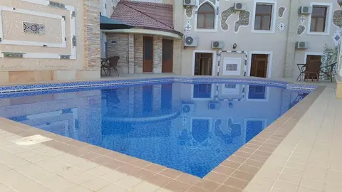 Emirhan, Outdoor pool