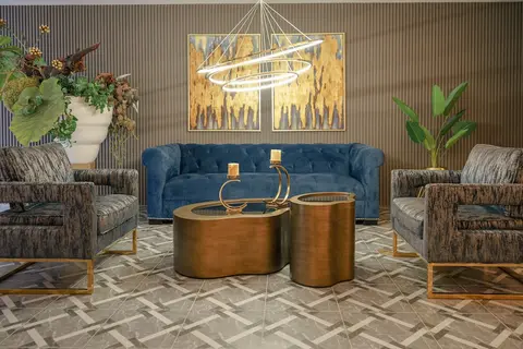 First Class Hotel, Lobby