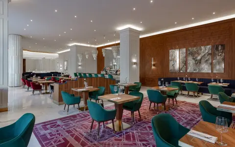 Marriott Imperial Plaza Hotel, 