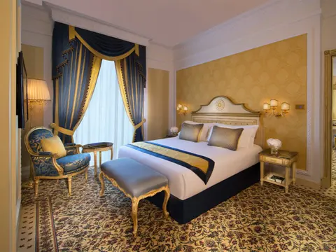 The ABU DHABI Simple City Package