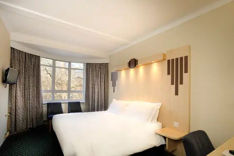 Tavistock Hotel