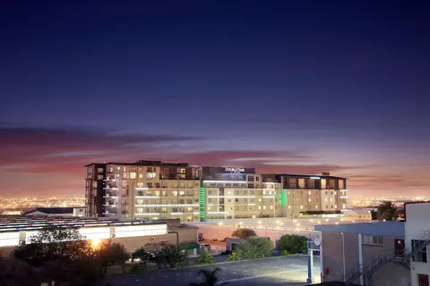 DoubleTree by Hilton Cape Town - Upper Eastside