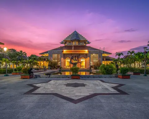 Java Bali Overland