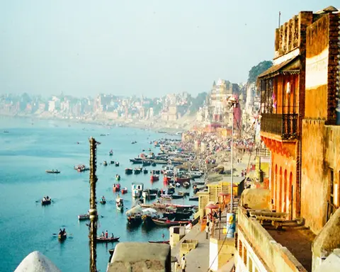 MTPE-30000 TRIANGULO INDIA CON VARANASI