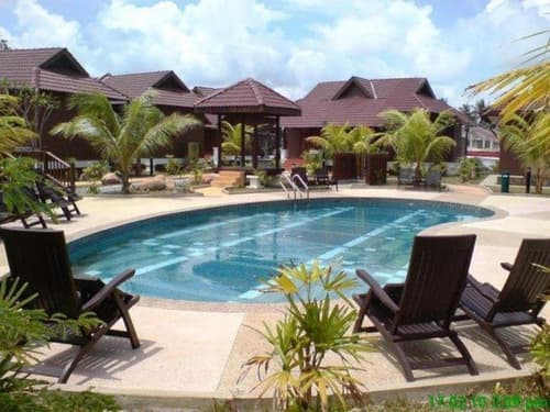 Ulek Beach Resort