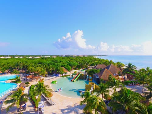 Grand Palladium Colonial Resort & Spa