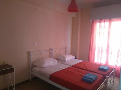 Orpheus Hotel - Hostel, 