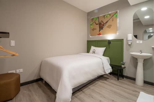 Bon 17 Hotel