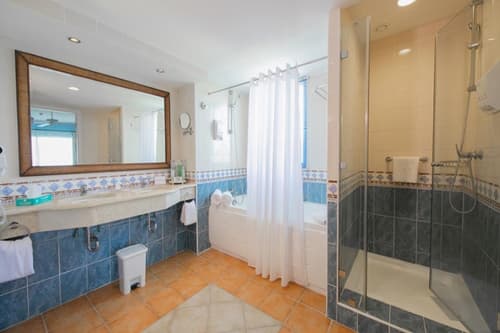 Resonance Musique Santa Maria -adults Only, 