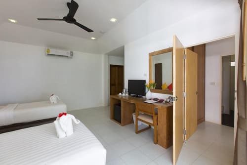 Bay View Resort Phi Phi Island