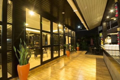 Golden Tulip Essential Pattaya, 