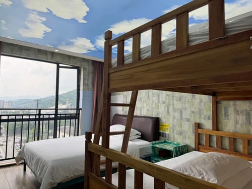 Zhangjiajie Cat Theme Inn