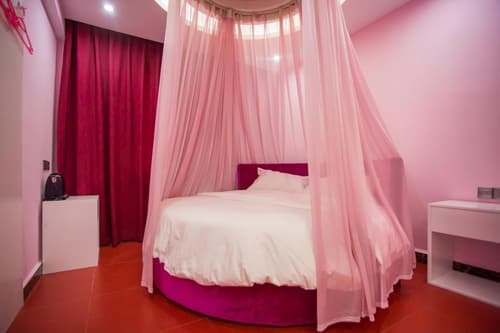 Zhangjiajie Cat Theme Inn