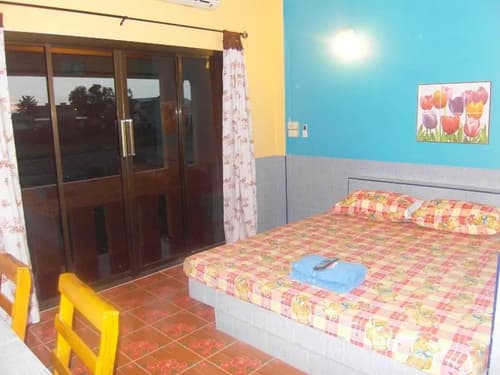 Rueangsri  Siri Guesthouse