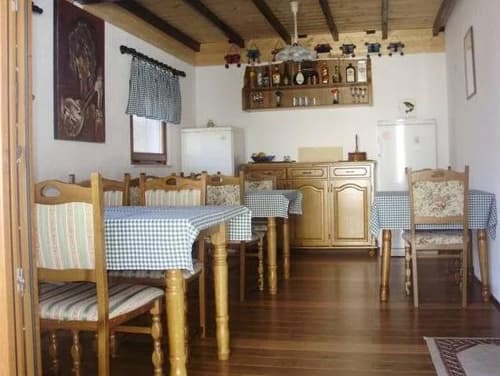 House Jezerka