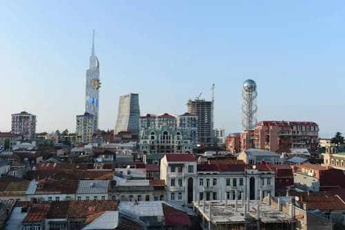 Piazza Four Colours, 