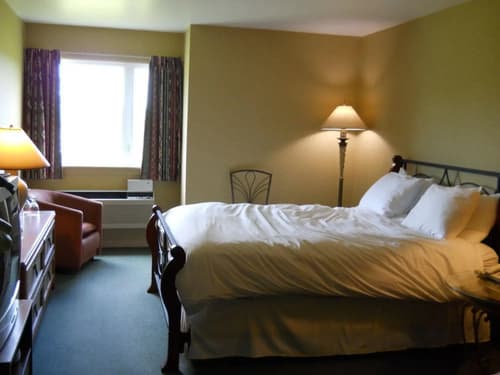 Annapolis Royal Inn & Suites