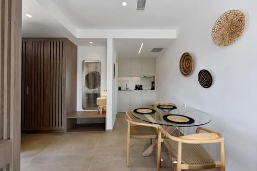 Anais Milos Suites