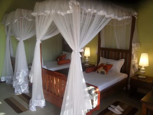 Engiri Game Lodge and Campsite, 