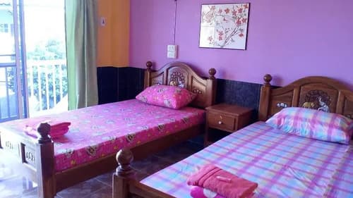 Rueangsri  Siri Guesthouse