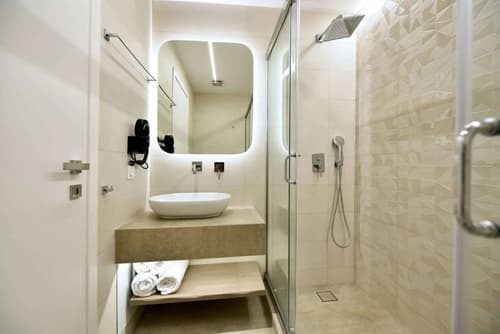 Anais Milos Suites