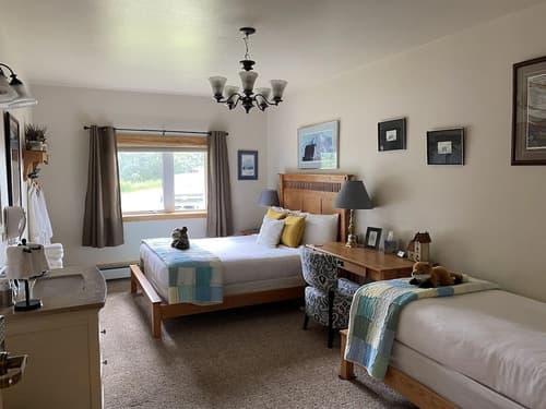 Pioneer Ridge B&B Inn, 