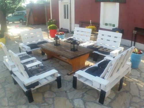 The Lazy Monkey Hostel, 