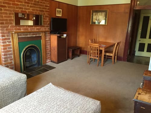 Criterion Hotel Rockhampton, 