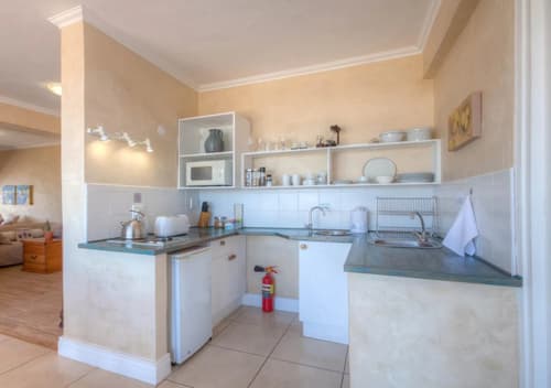 The Lookout Guest House, 