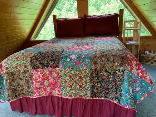 Alaska Adventure Cabins, 