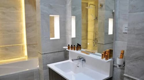 Parliament Palace Hotel