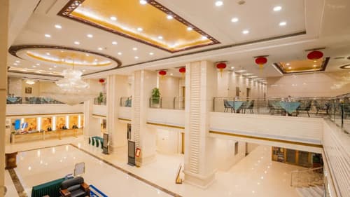 Wanfangyuan International Beijing South Railway Station Hotel