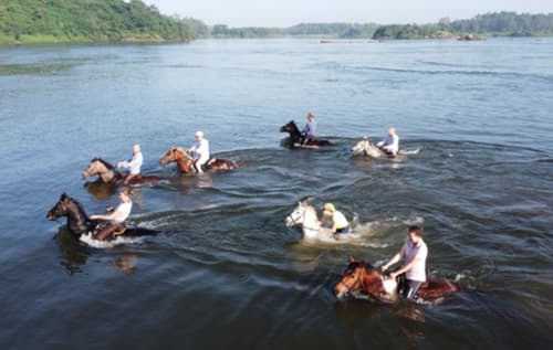 Uganda: discovering the White Nile